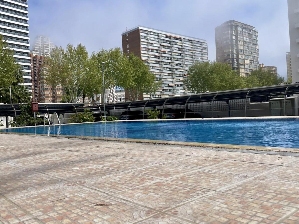 Apartment En Primera Linea, Sea Front, Pool & Parking *
